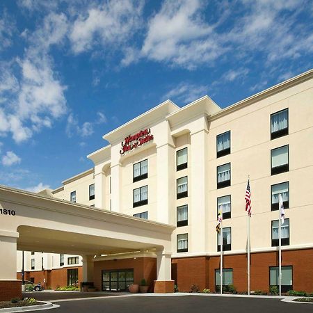 Hampton Inn & Suites Baltimore/Woodlawn Екстериор снимка
