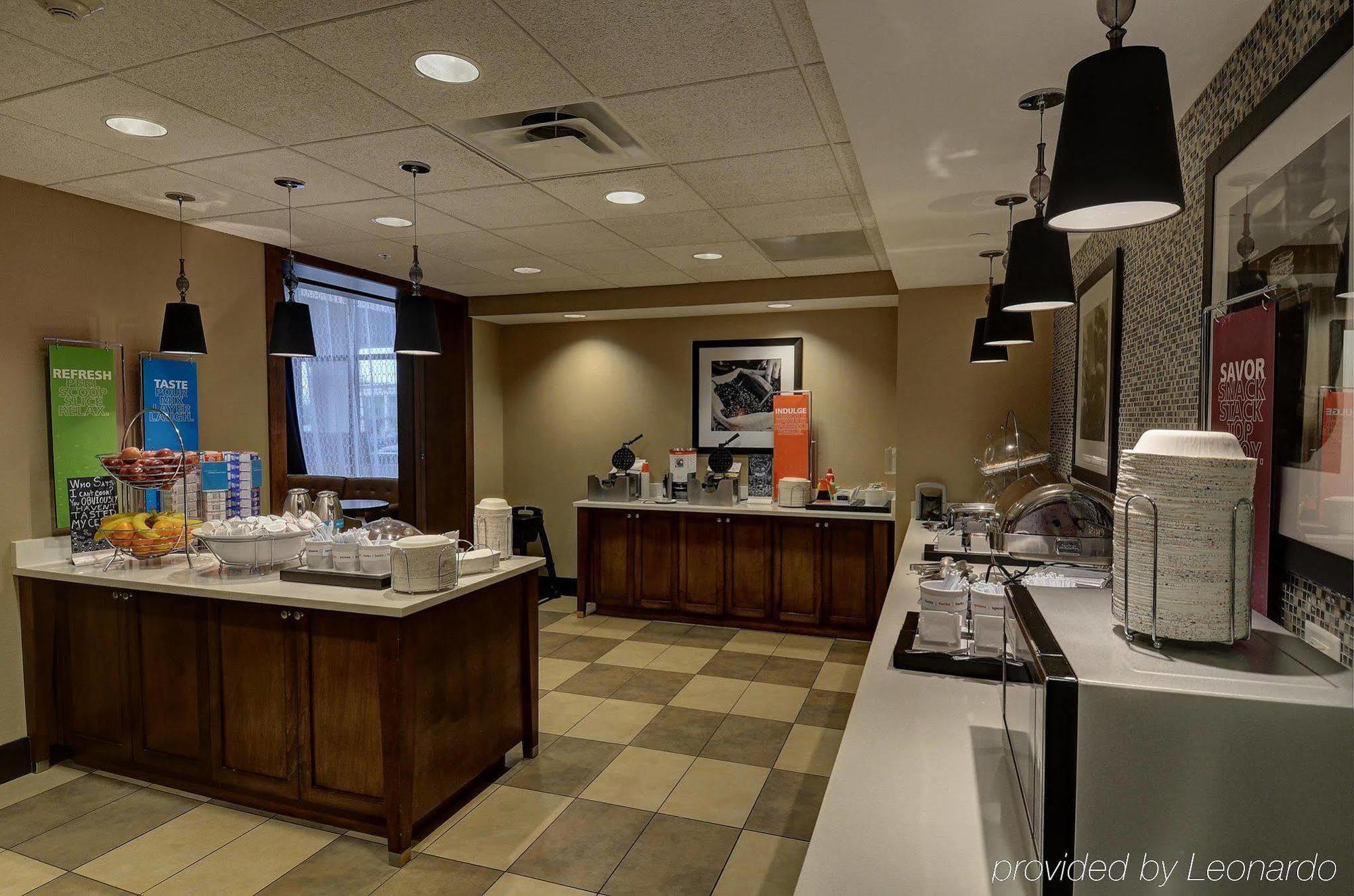 Hampton Inn & Suites Baltimore/Woodlawn Екстериор снимка