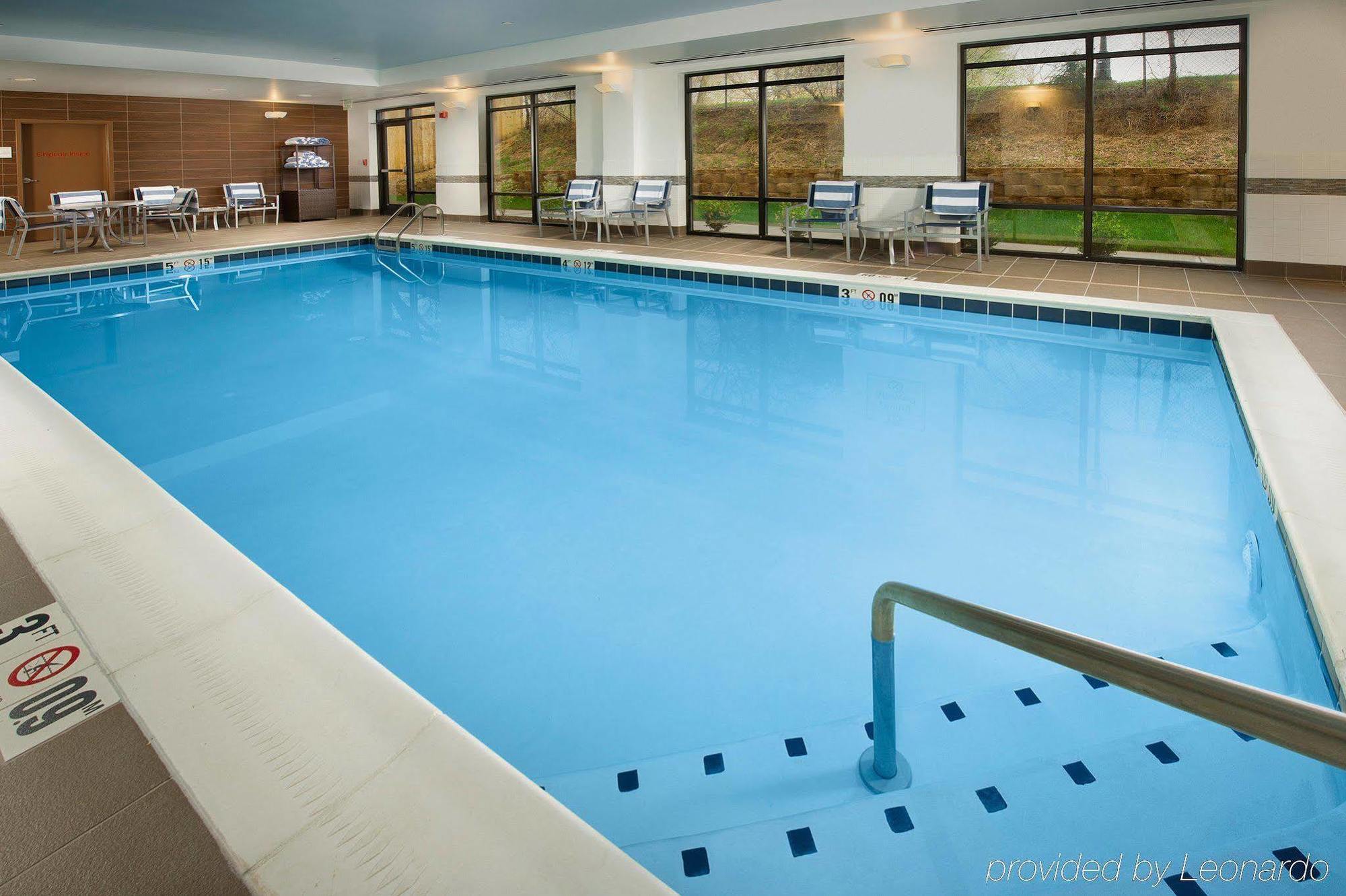 Hampton Inn & Suites Baltimore/Woodlawn Екстериор снимка