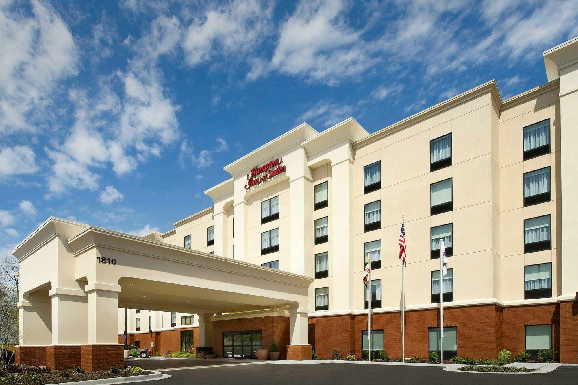Hampton Inn & Suites Baltimore/Woodlawn Екстериор снимка